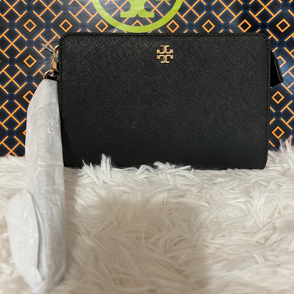 Tory Butch Emerson Wristlet Pouch Black